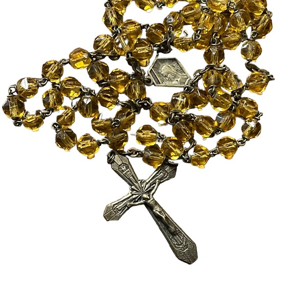 Vintage Amber glass bead crystal Crucifix necklace Catholic Rosalry religious - Picture 1 of 14